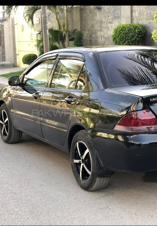Mitsubishi Lancer 2009 for Sale in Karachi Image-1