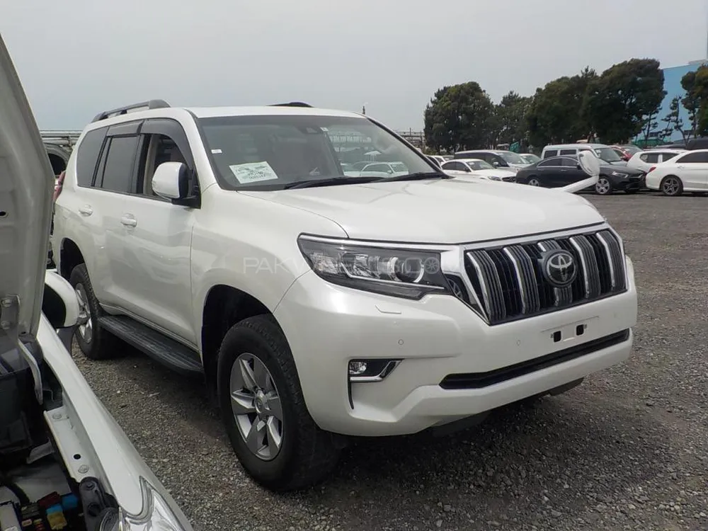 Toyota Prado 2018 for Sale in Multan Image-1