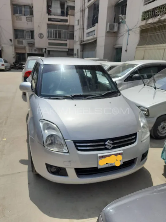 Suzuki Swift 2013 for Sale in Karachi Image-1