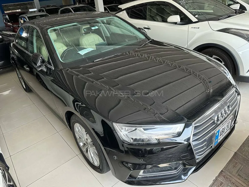 Audi A4 2016 for Sale in Peshawar Image-1