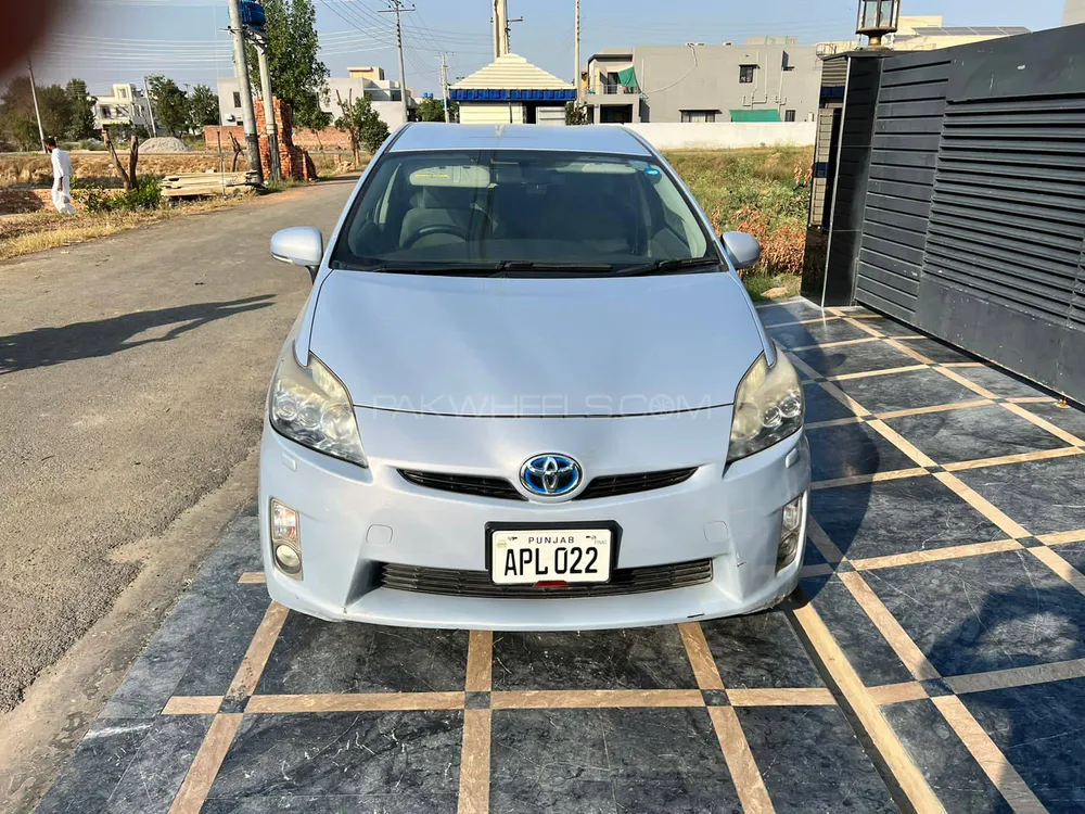 Toyota Prius 2011 for Sale in Bahawalnagar Image-1