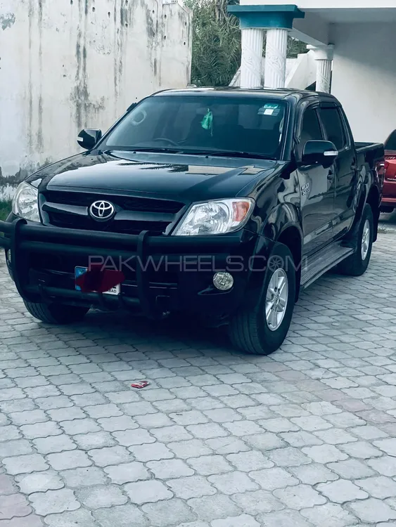 Toyota Hilux 2008 for Sale in Jhelum Image-1