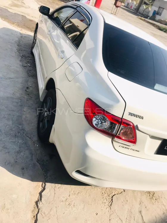 Toyota Corolla 2012 for Sale in Peshawar Image-1