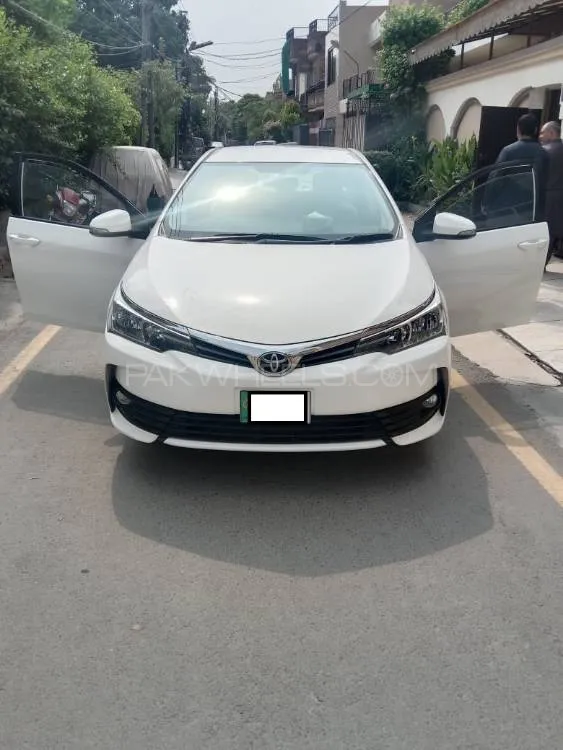 Toyota Corolla 2018 for Sale in Lahore Image-1