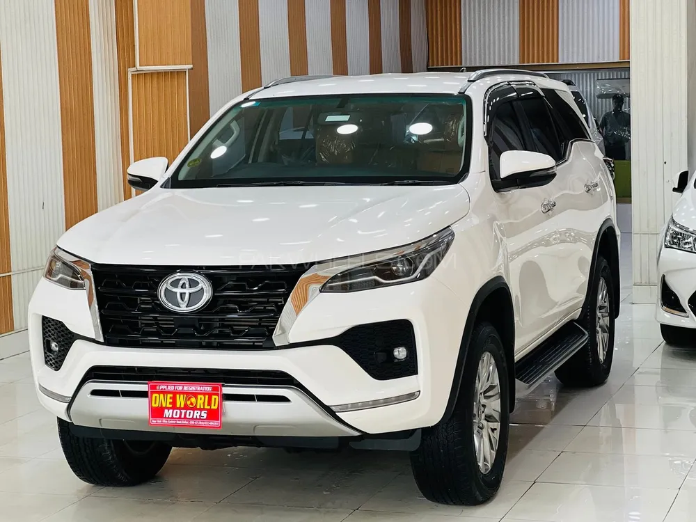 Toyota Fortuner 2021 for Sale in Sialkot Image-1
