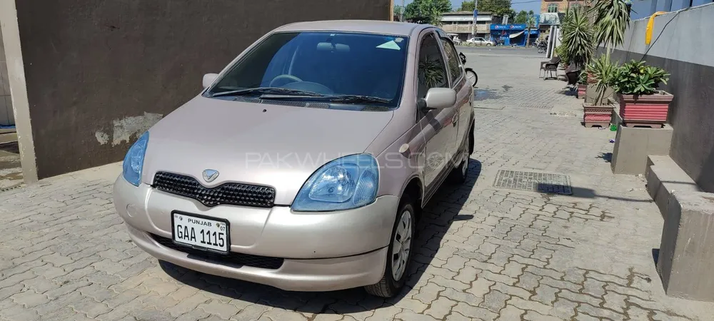 Toyota Vitz 1999 for Sale in Sialkot Image-1