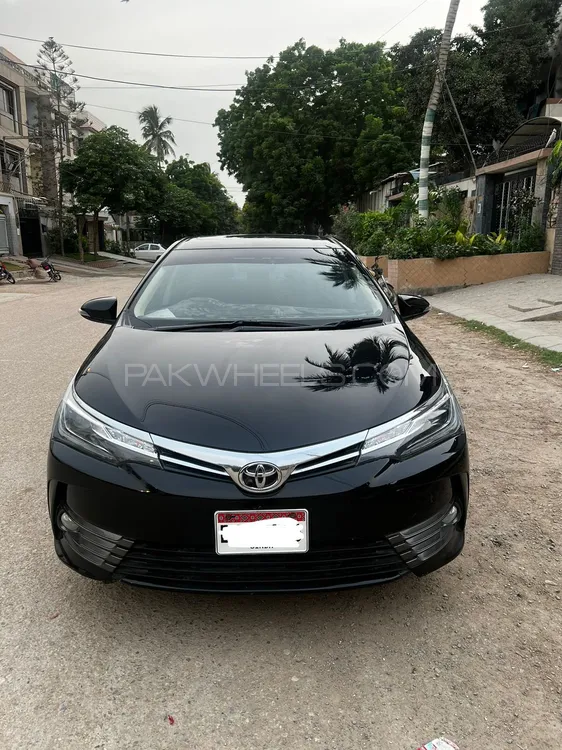 Toyota Corolla 2019 for Sale in Karachi Image-1