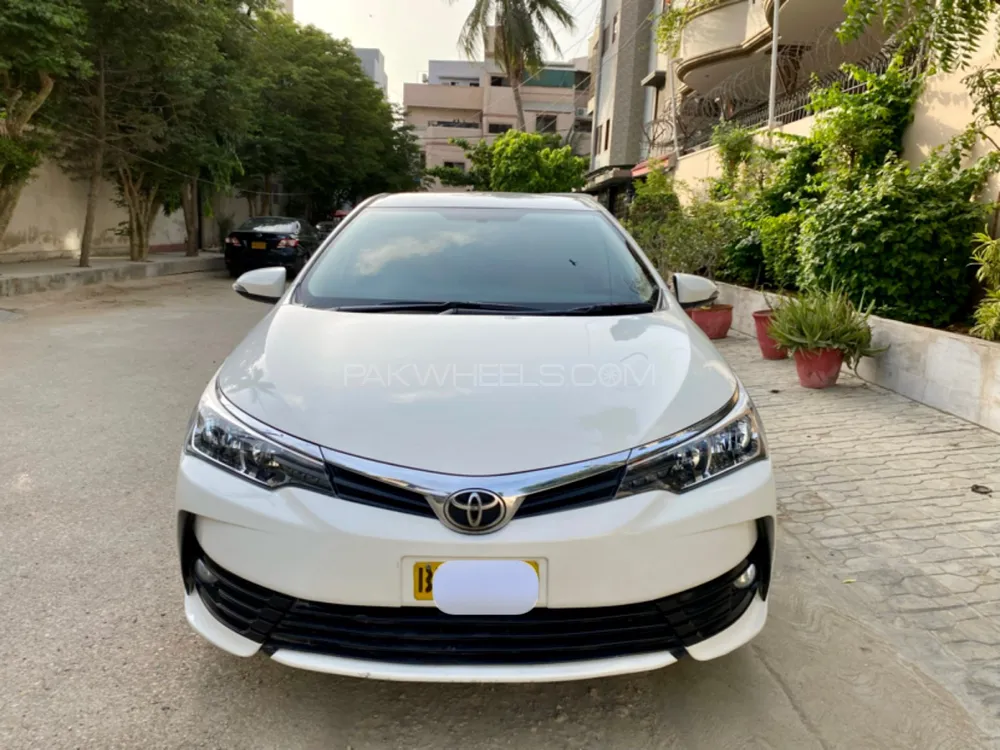 Toyota Corolla 2019 for Sale in Karachi Image-1