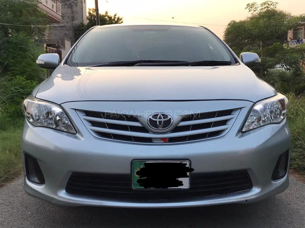 Toyota Corolla 2014 for Sale in Lahore Image-1