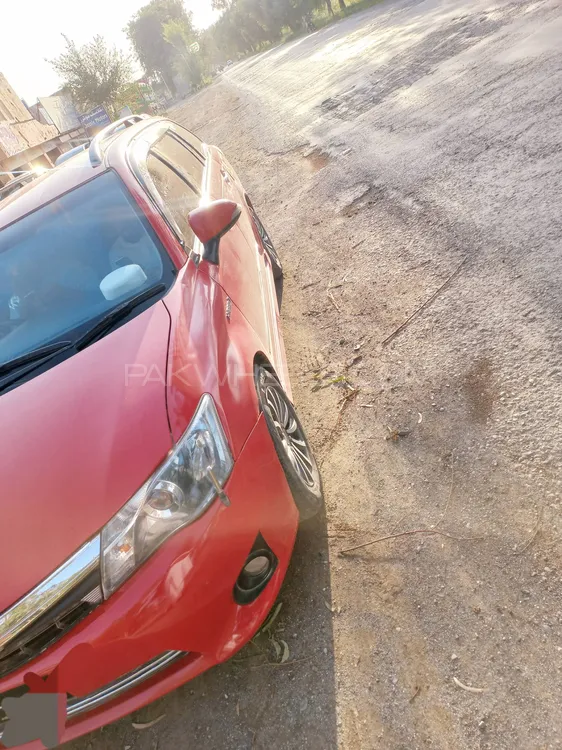Toyota Corolla Fielder 2013 for Sale in Peshawar Image-1