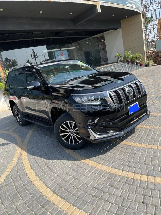 Toyota Prado 2010 for Sale in Islamabad Image-1