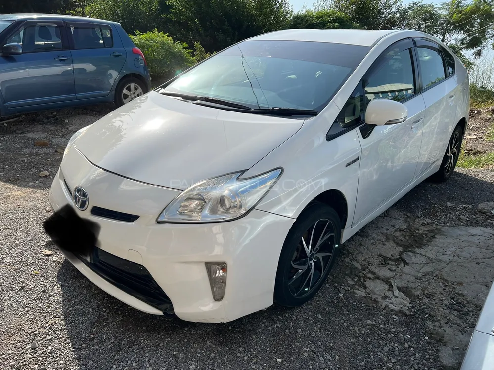 Toyota Prius 2012 for Sale in Islamabad Image-1