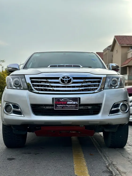 ٹویوٹا ہائیلکس 2013 for Sale in اسلام آباد Image-1