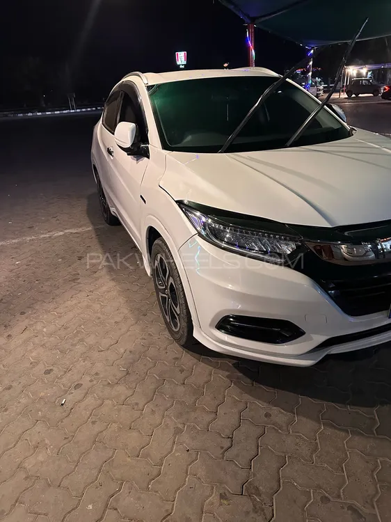 Honda Vezel 2018 for Sale in Lahore Image-1