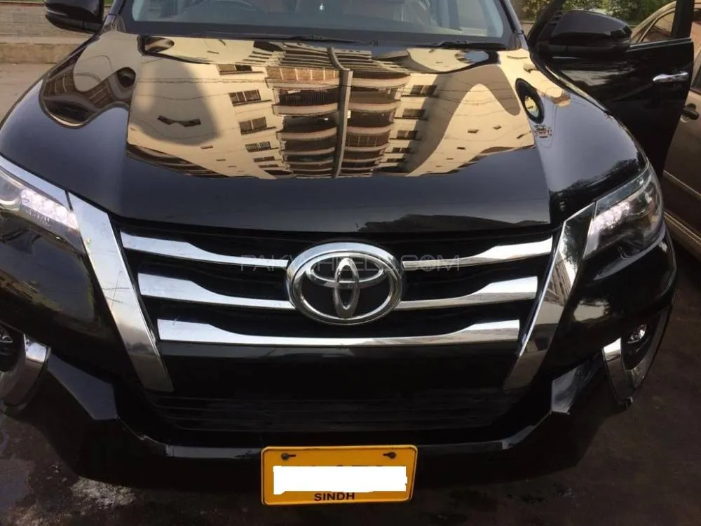 Toyota Fortuner 2019 for Sale in Karachi Image-1