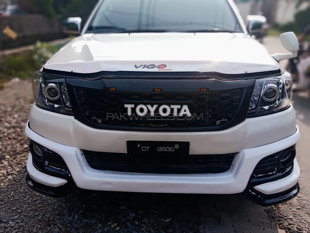 Toyota Hilux 2012 for Sale in Lahore Image-1