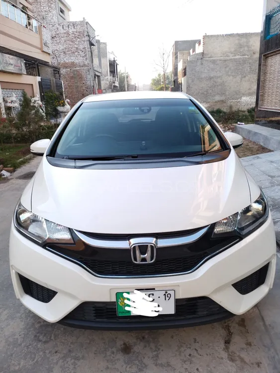 Honda Fit 2016 for Sale in Okara Image-1