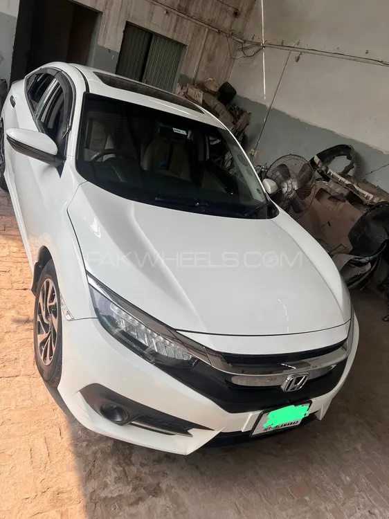 Honda Civic 2018 for Sale in Gujranwala Image-1