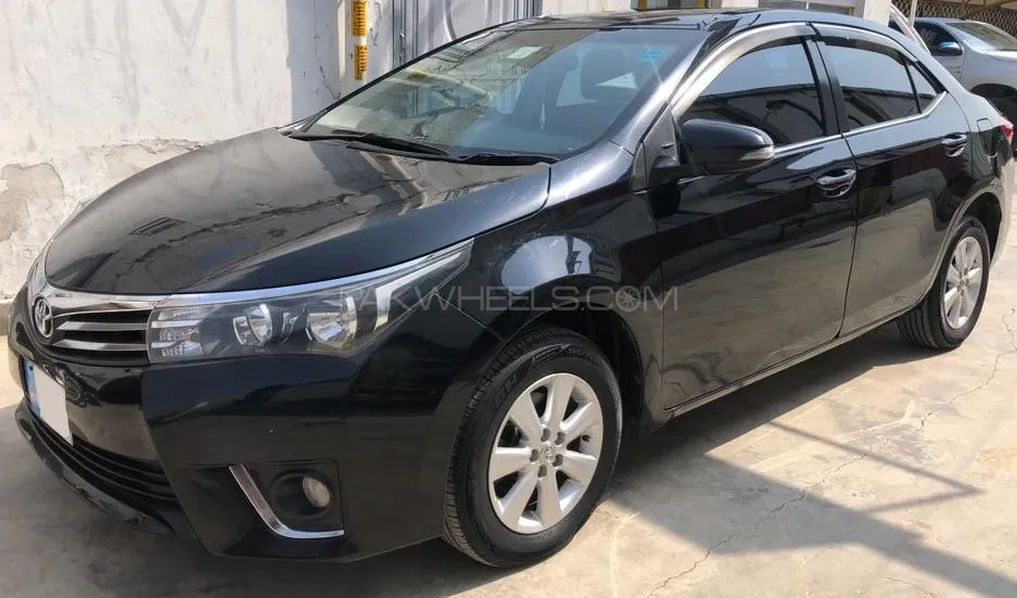 Toyota Corolla 2015 for Sale in Islamabad Image-1