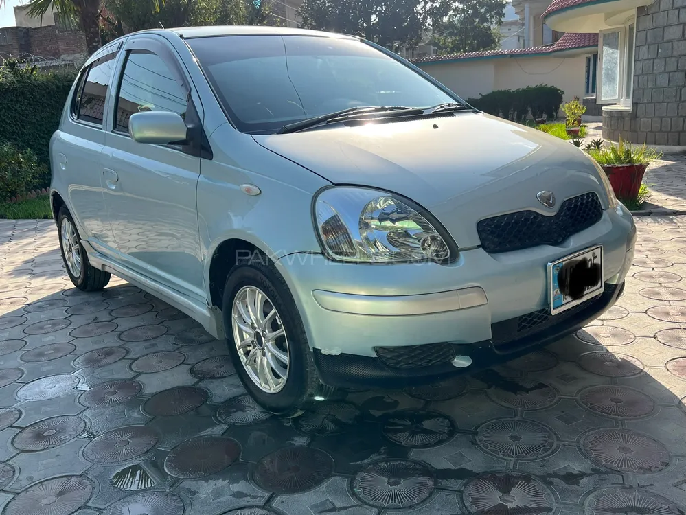 Toyota Vitz 2003 for Sale in Abbottabad Image-1