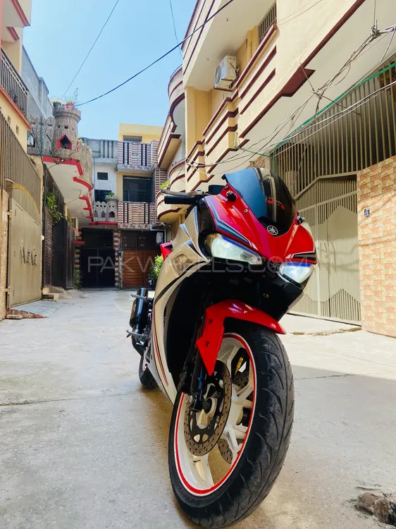 Yamaha YZF-R1 2018 for Sale Image-1