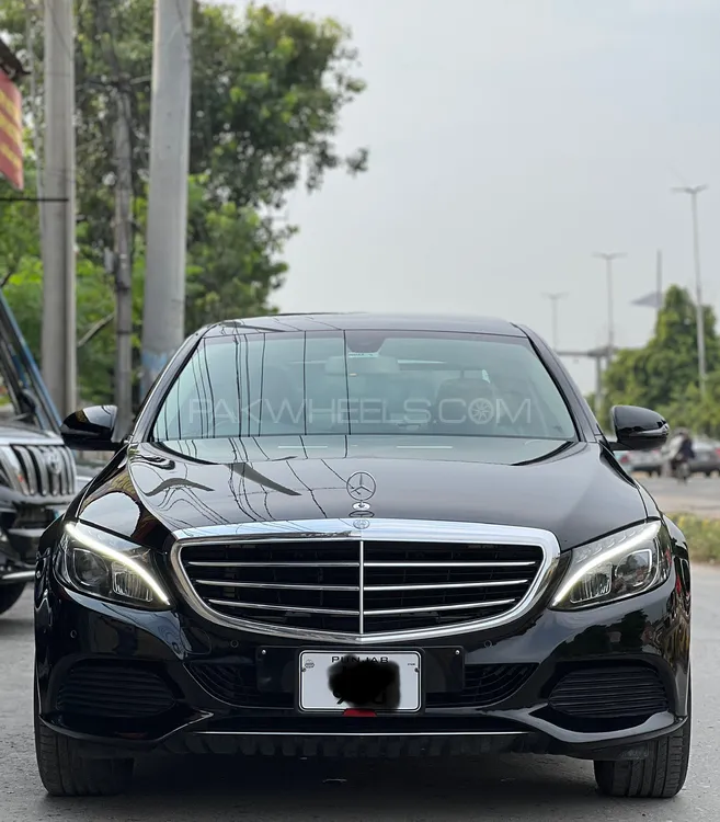 Mercedes Benz C Class 2016 for Sale in Lahore Image-1