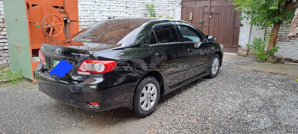 Toyota Corolla 2013 for Sale in Attock Image-1