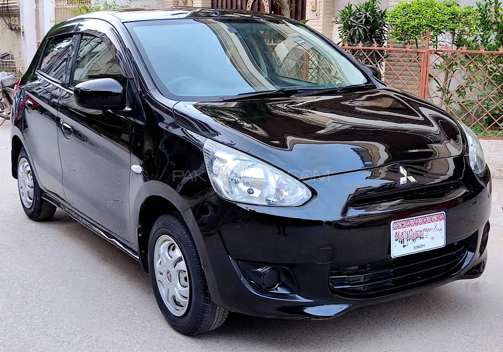 مٹسوبیشی میراج 2012 for Sale in کراچی Image-1