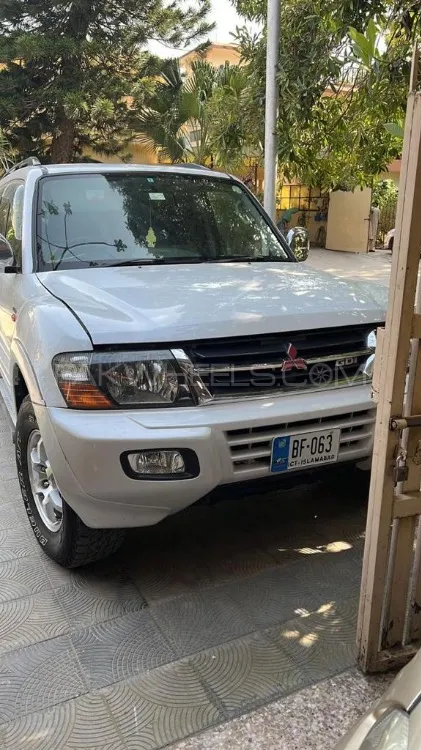 Mitsubishi Pajero 2001 for Sale in Islamabad Image-1