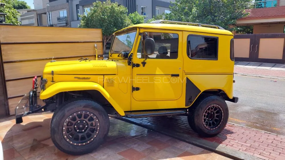 Toyota Land Cruiser 1984 for Sale in Lahore Image-1