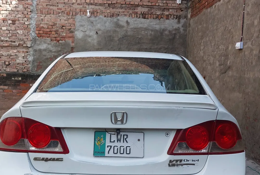 Honda Civic 2006 for Sale in Lahore Image-1