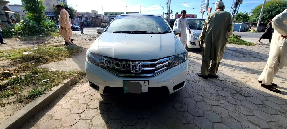 Honda City 2015 for Sale in Lahore Image-1