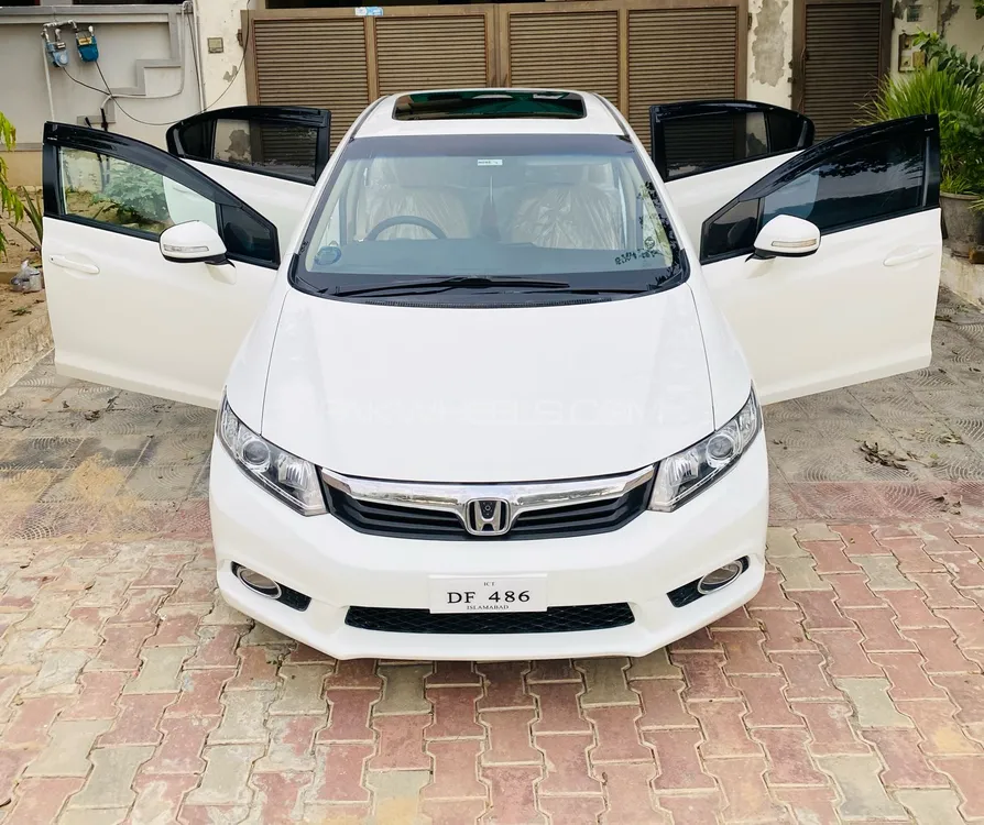 Honda Civic 2015 for Sale in Islamabad Image-1