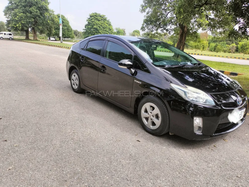 Toyota Prius 2012 for Sale in Islamabad Image-1