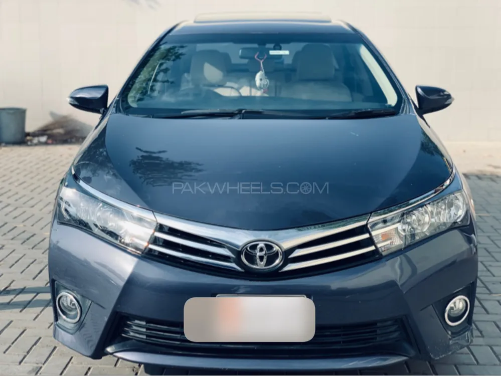 Toyota Corolla 2016 for Sale in Peshawar Image-1