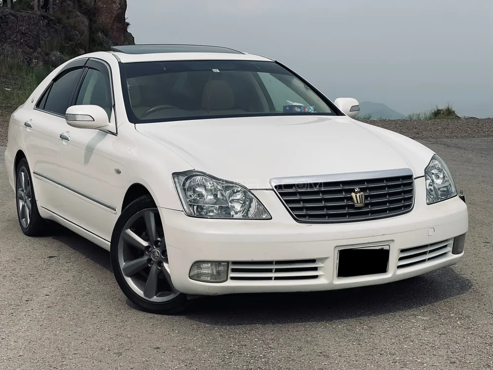 Toyota Crown 2005 for Sale in Islamabad Image-1