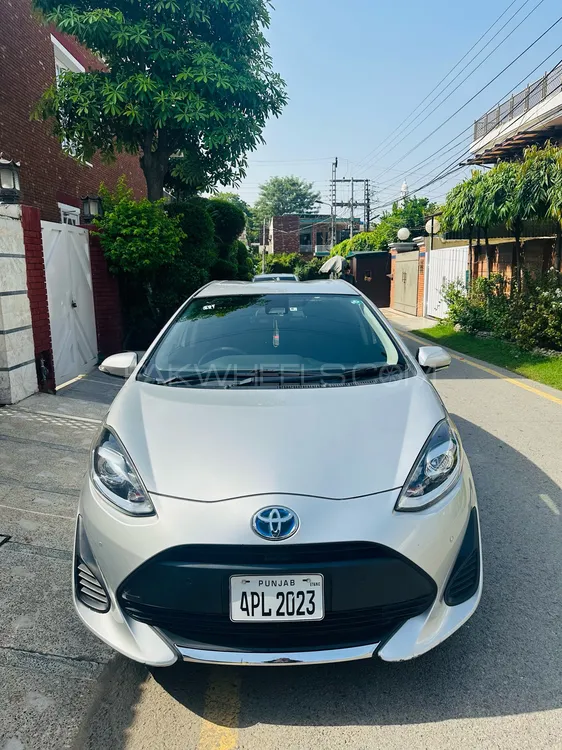Toyota Aqua 2022 for Sale in Lahore Image-1
