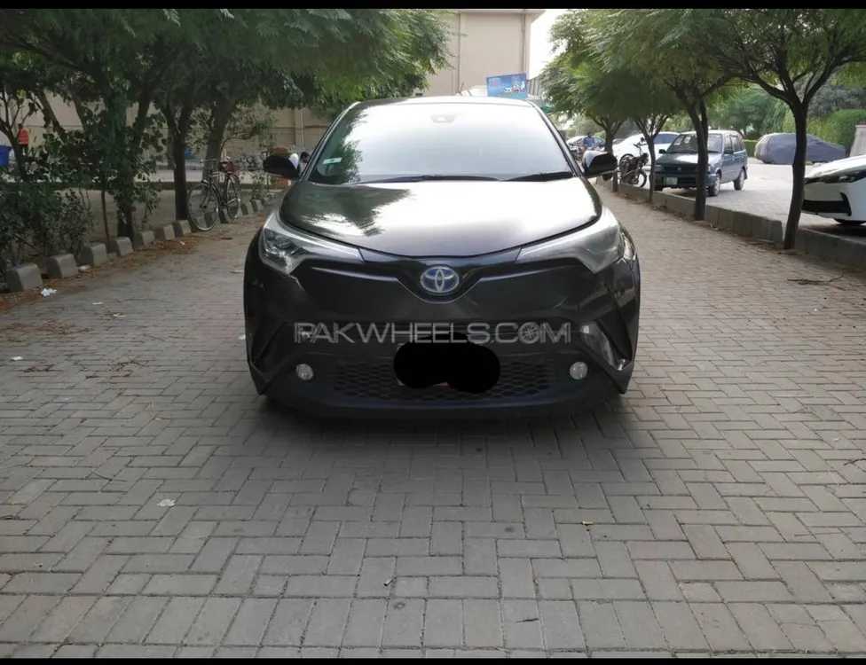 Toyota C-HR 2018 for Sale in Karachi Image-1