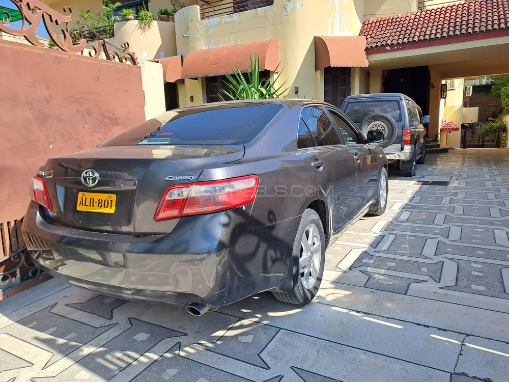 Toyota Camry 2006 for Sale in Islamabad Image-1