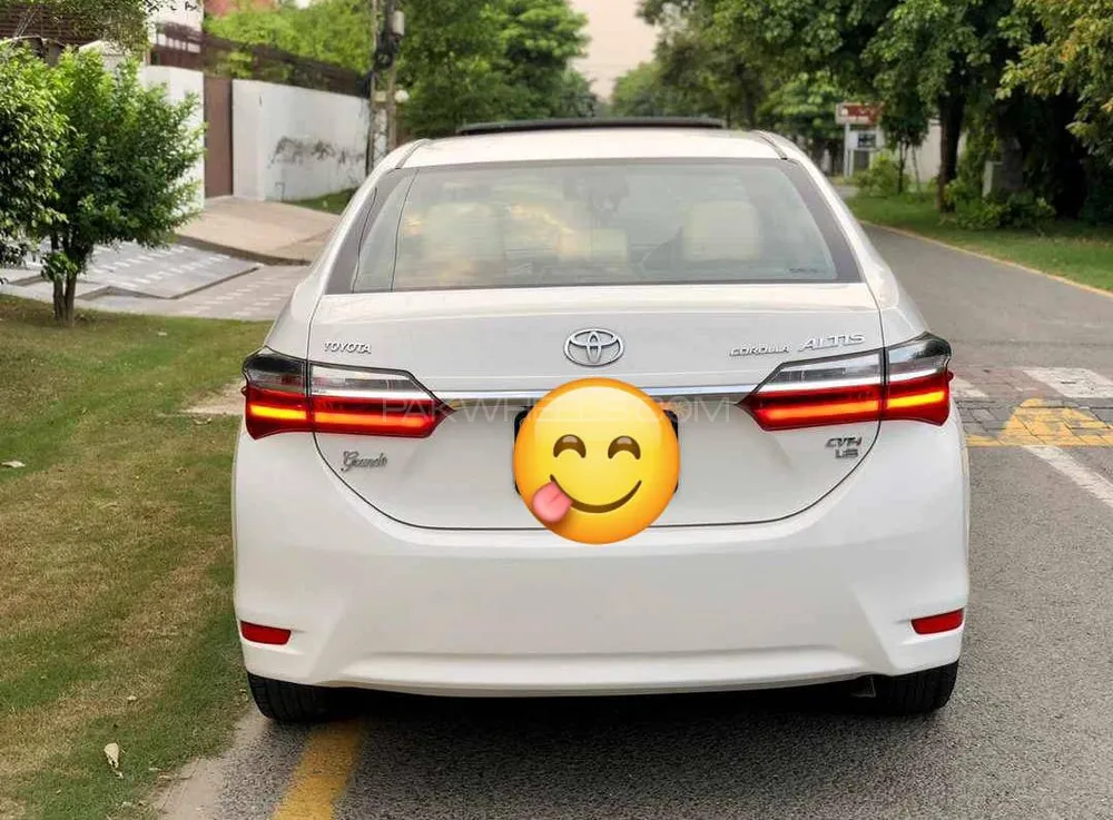 Toyota Corolla 2020 for Sale in Gujranwala Image-1