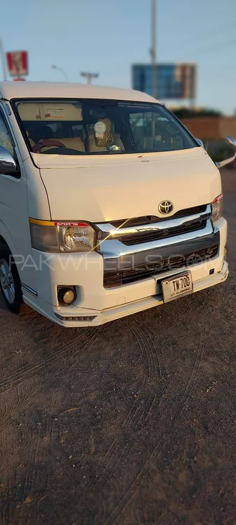 Toyota Hiace 2012 for Sale in Attock Image-1
