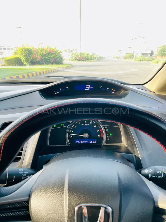 Honda Civic 2011 for Sale in Lahore Image-1
