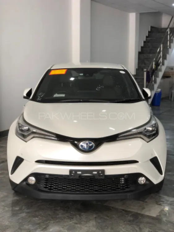 Toyota C-HR 2018 for Sale in Lahore Image-1