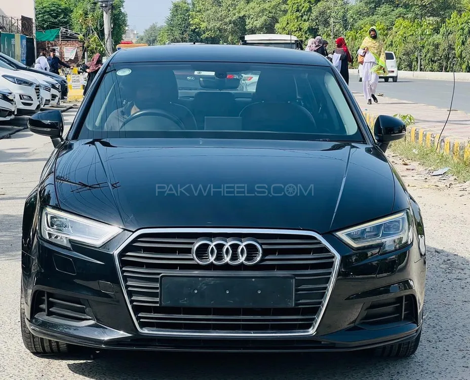 آوڈی اے 3 2017 for Sale in لاہور Image-1