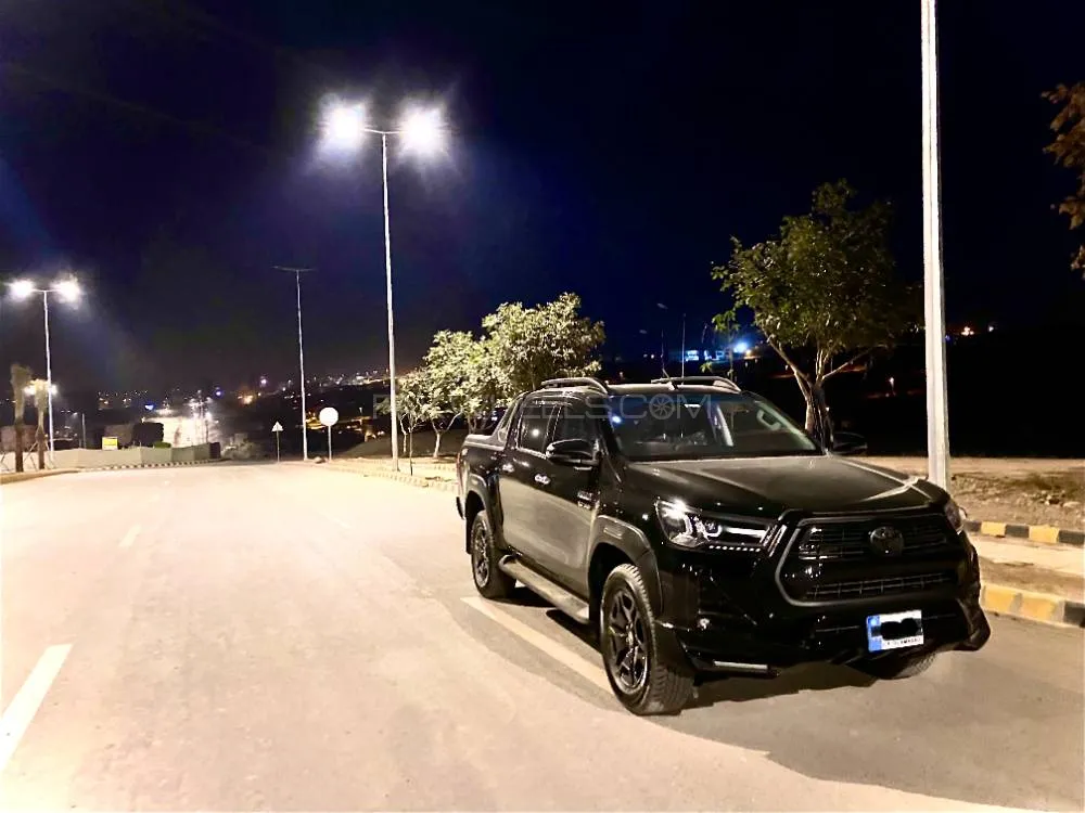 Toyota Hilux 2022 for Sale in Islamabad Image-1