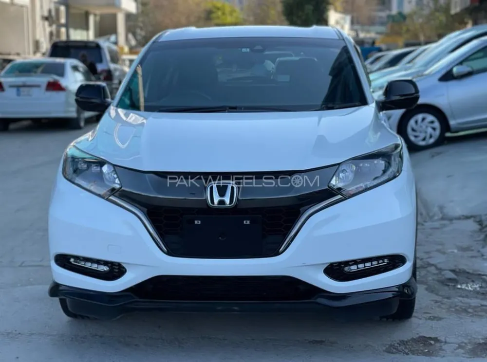 Honda Vezel 2017 for Sale in Islamabad Image-1