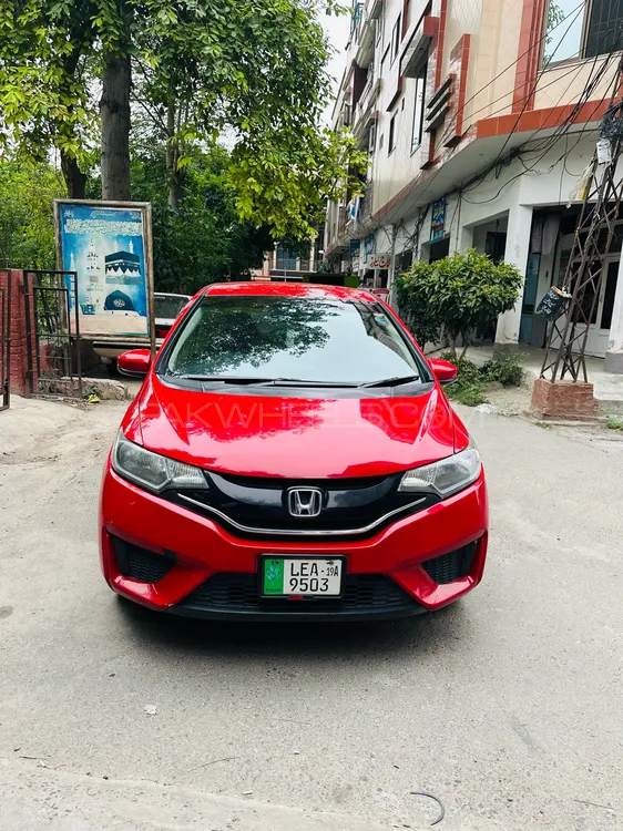 Honda Fit 2017 for Sale in Rawalpindi Image-1