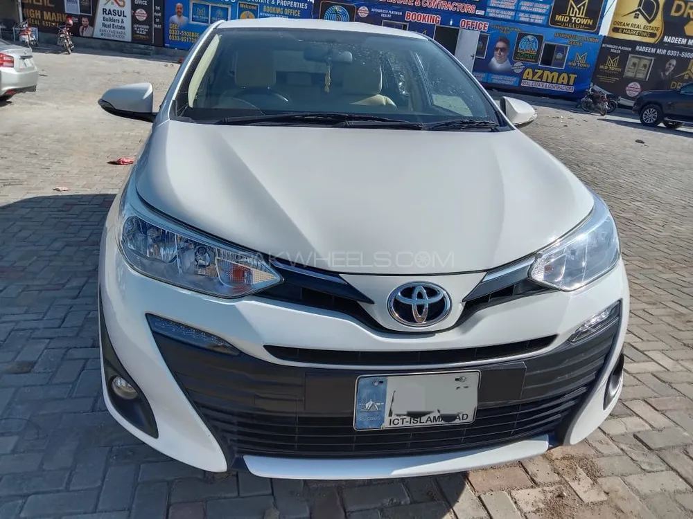 Toyota Yaris Sedan 2021 for Sale in Lahore Image-1