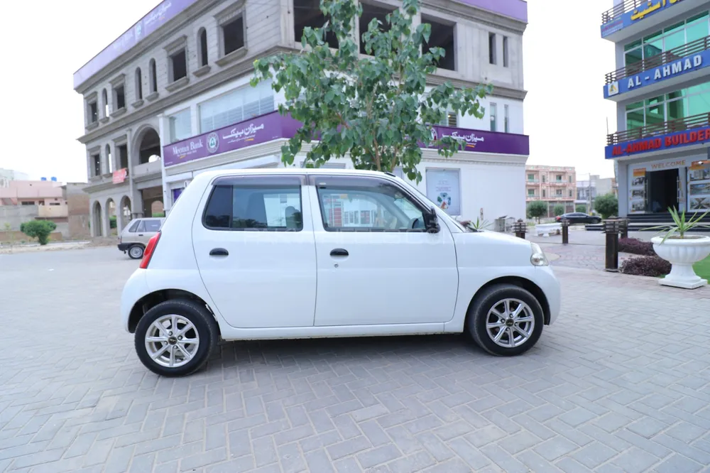 Daihatsu Esse 2007 for Sale in Bahawalpur Image-1