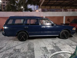 Toyota Crown 1987 for Sale